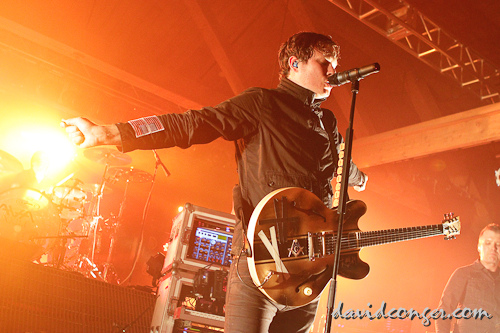 Angels & Airwaves