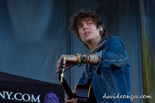 Never Shout Never