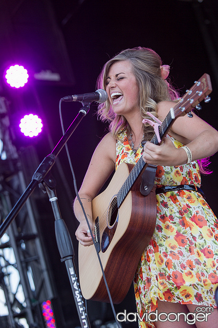 Cassie Correlle