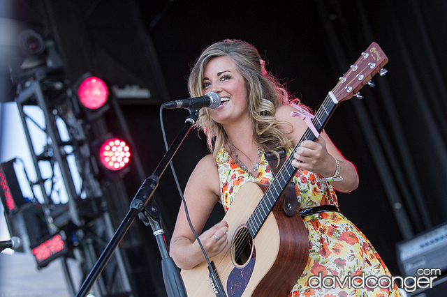 Cassie Correlle