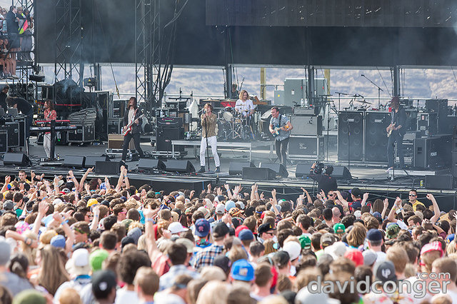 Cage The Elephant