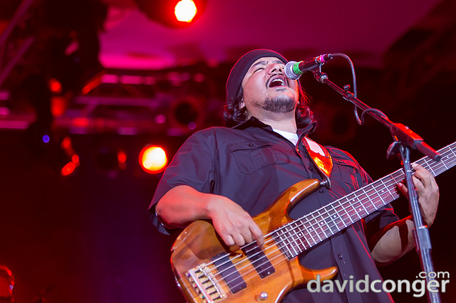 Los Lonely Boys