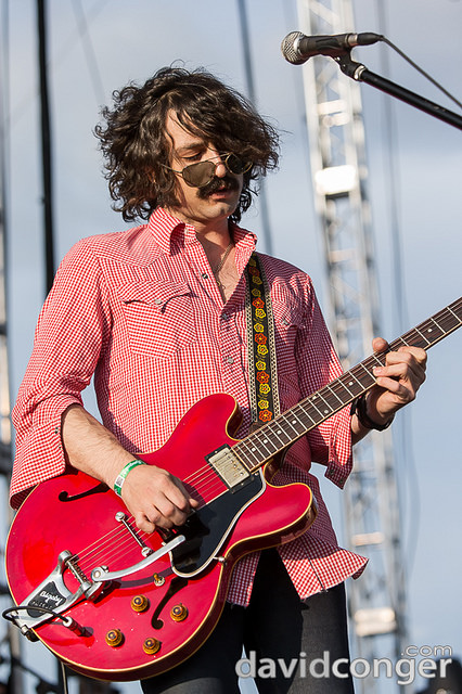 Phosphorescent