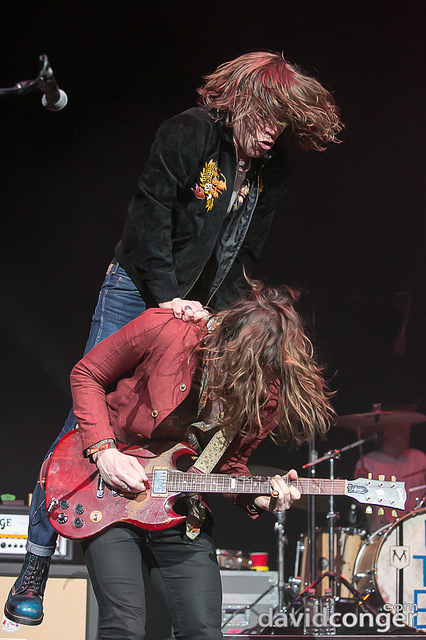 Cage The Elephant