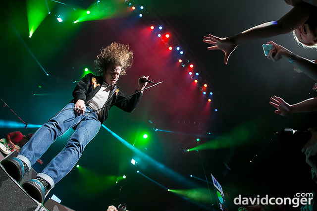 Cage The Elephant