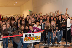 Twilight New Moon Signing, photo 10