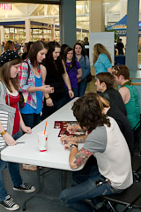 Hot Chelle Rae Meet-And-Greet, photo 42