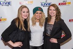 Tori Kelly meet and greet, photo 4