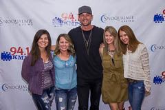 Brett Young meet and greet, photo 17