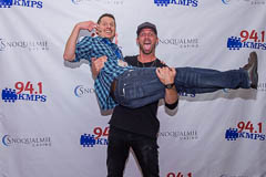 Brett Young meet and greet, photo 22