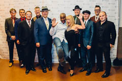 Big Bad Voodoo Daddy meet and greet, photo 4
