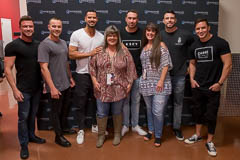 Thunder From Down Under meet and greet, photo 8